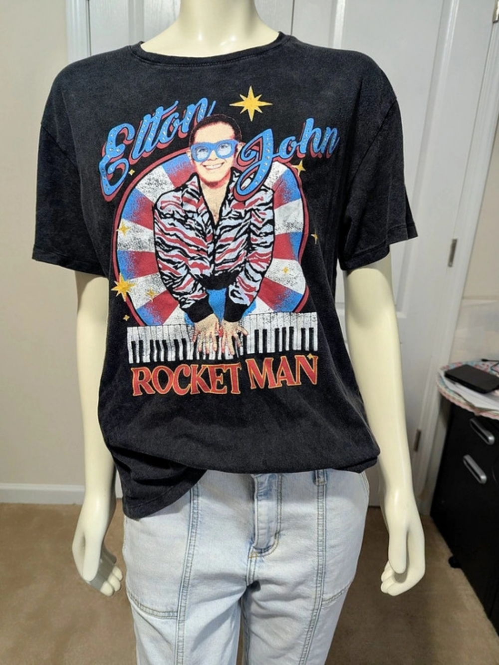 Elton John Rocket Man Graphic Tee in Black Size Medium NWT